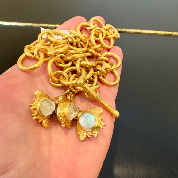 NWT Authentic luxury spring summer Julie Vos Bee Charm Statement Necklace - Picture 12 of 17